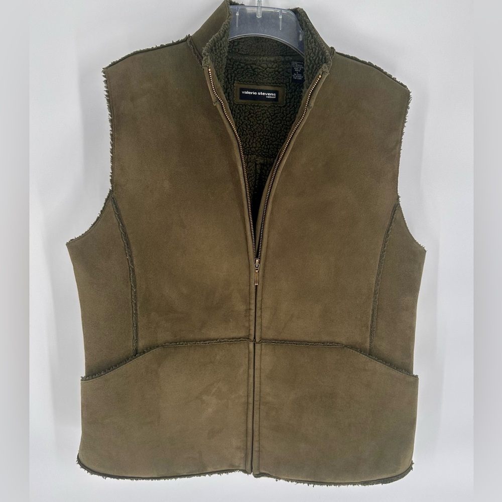 Valerie Stevens Womens Green Faux Suede Vest Sherpa Lined Large w/ Pockets